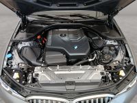 BMW 330 - Vorschau Bild 13