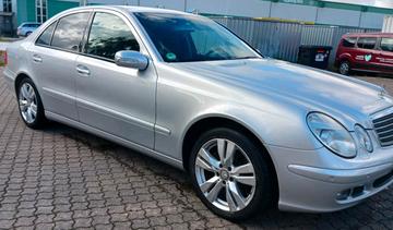 2004 Mercedes-BENZ E 280 照片 2