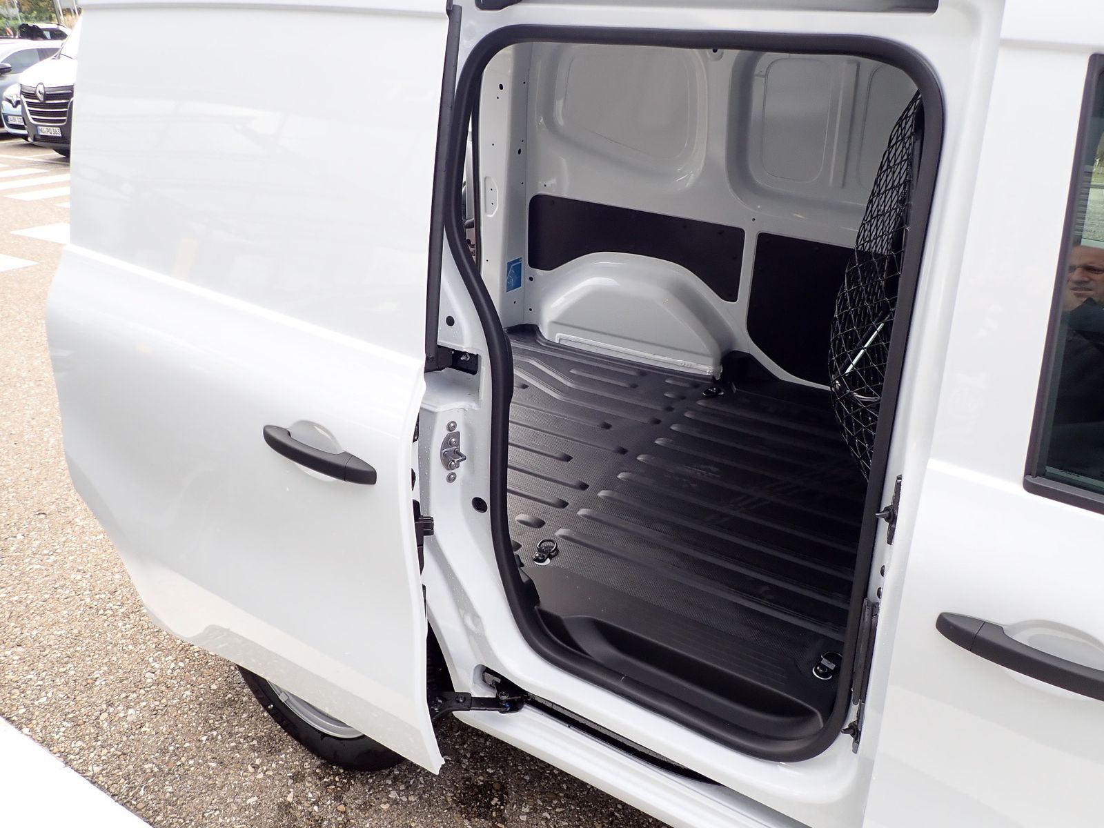 Fahrzeugabbildung Renault Kangoo Rapid Advance L1 Blue dCi 95 MY24