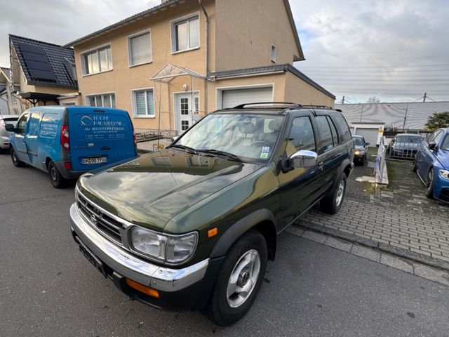 Nissan Pathfinder 4x4 V6 Automatik *Leder*Navi*AHK*