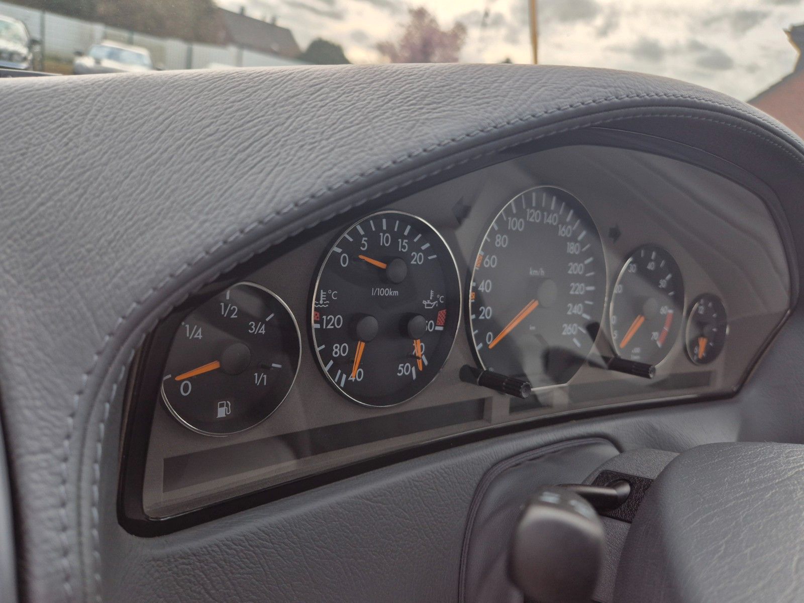 Fahrzeugabbildung Mercedes-Benz SL 320/Originale 4.480 km!/Ausnahmefahrzeug