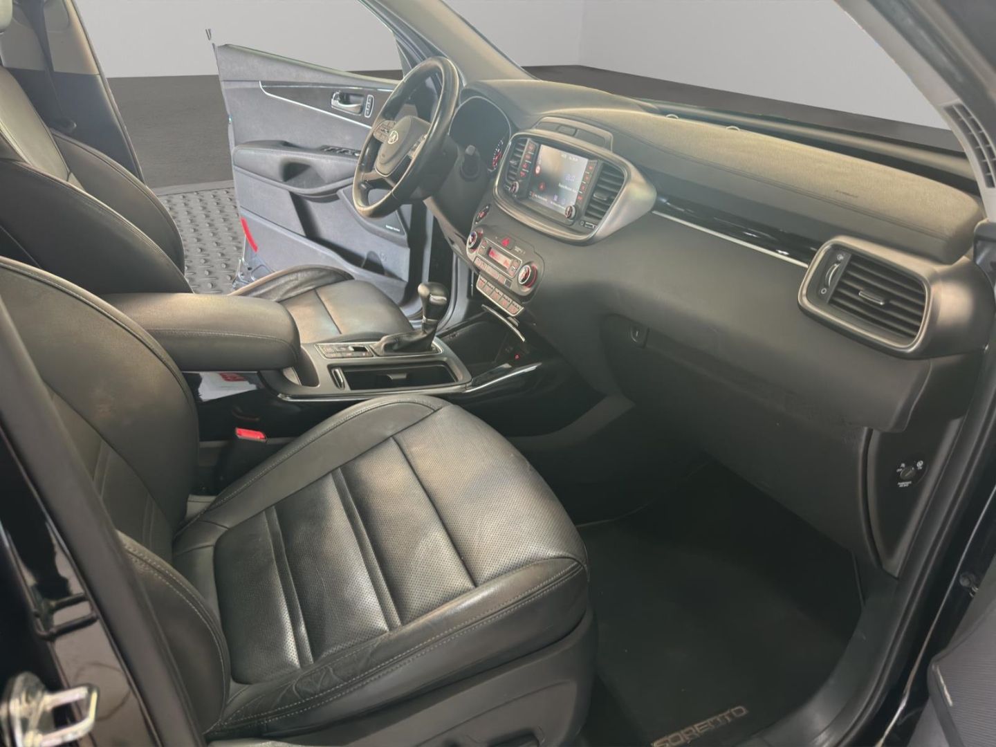 Fahrzeugabbildung Kia Sorento Platinum Edition 4WD HUD PANO 360 Kamera
