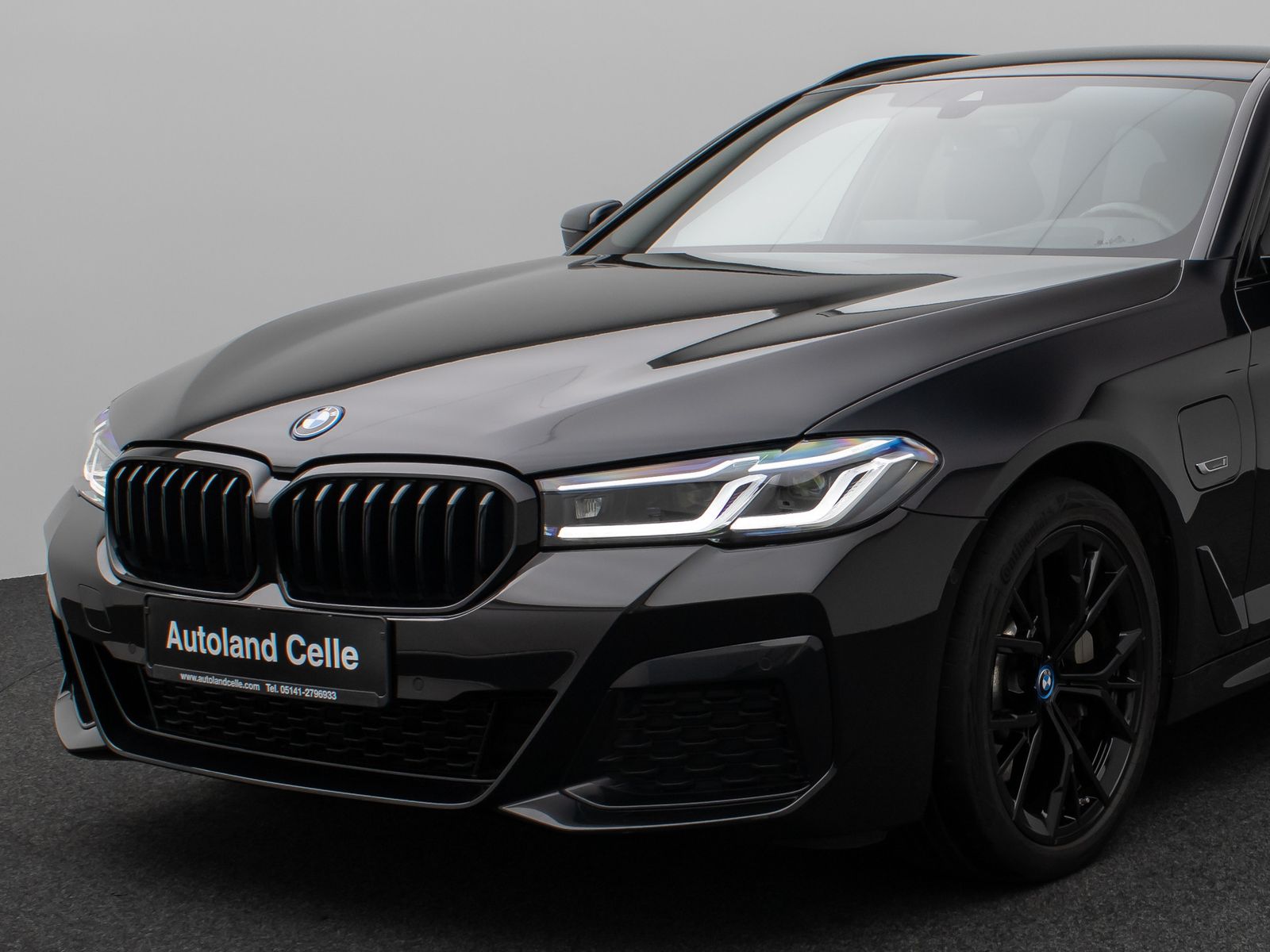 Fahrzeugabbildung BMW 530e xD M Sport Kamera Laser HUD DAB H/K Komfort