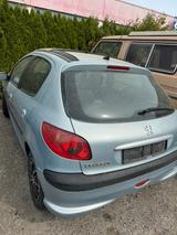 Peugeot, 206 mit halbes Jahr, TÜV - Peugeot 206 Gebrauchtwagen in Stuttgart