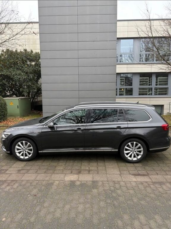 Image of Volkswagen Passat Variant