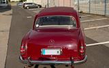 Mercedes-Benz PONTON 220 S mit originalem Stoffschiebedach - Mercedes-Benz 220: Ponton 220s