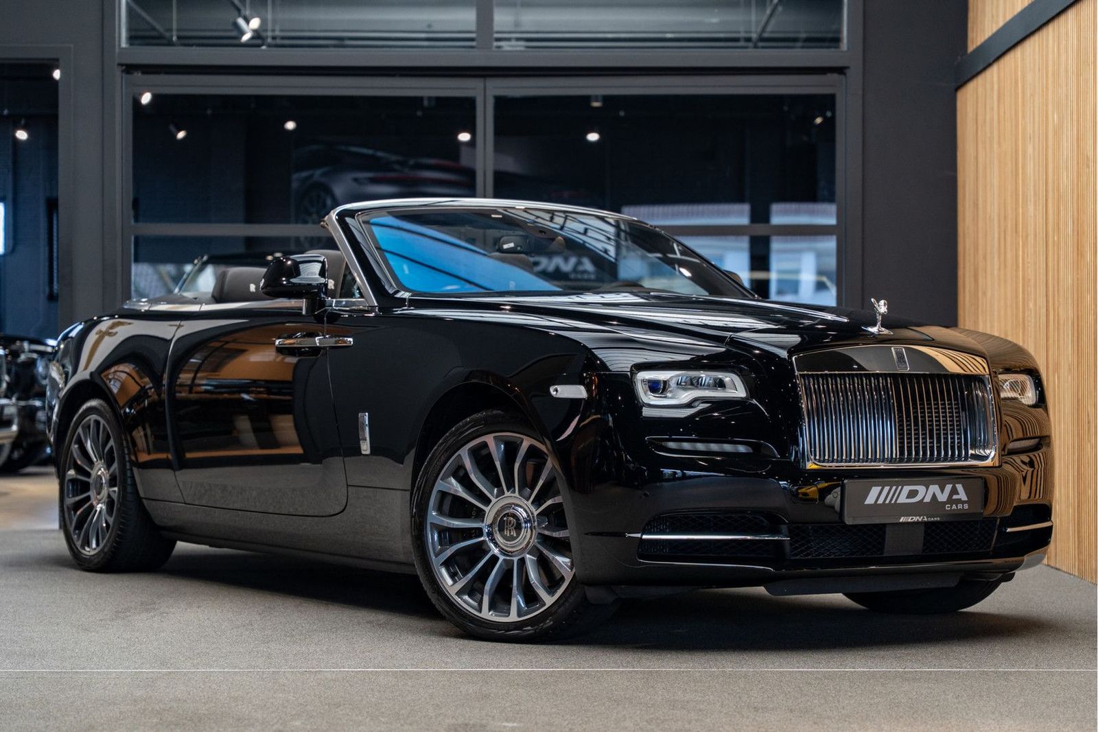 ROLLS ROYCE Dawn