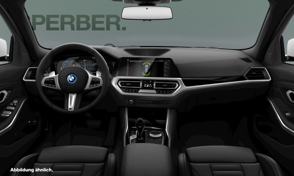 BMW 330e Touring imagem 3