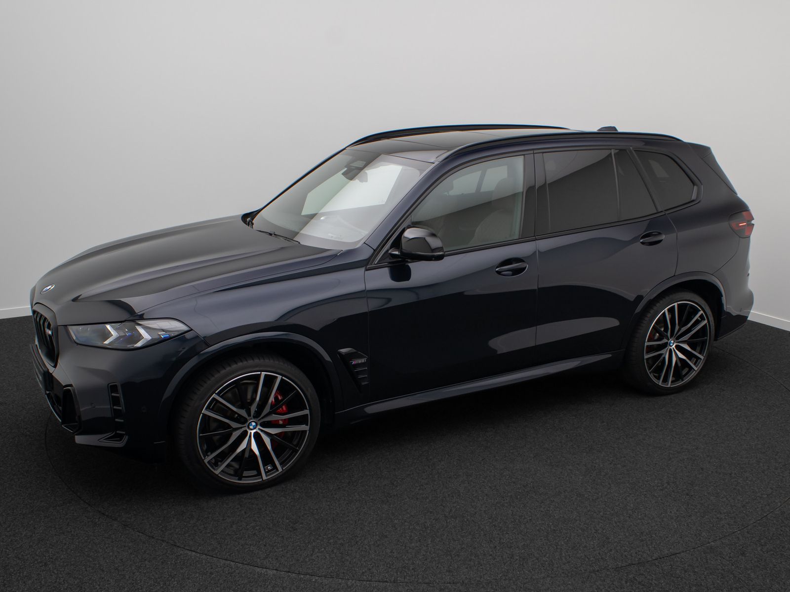 Fahrzeugabbildung BMW X5 M60i SkyLoung 360&deg; H/K Massage Individual 22"