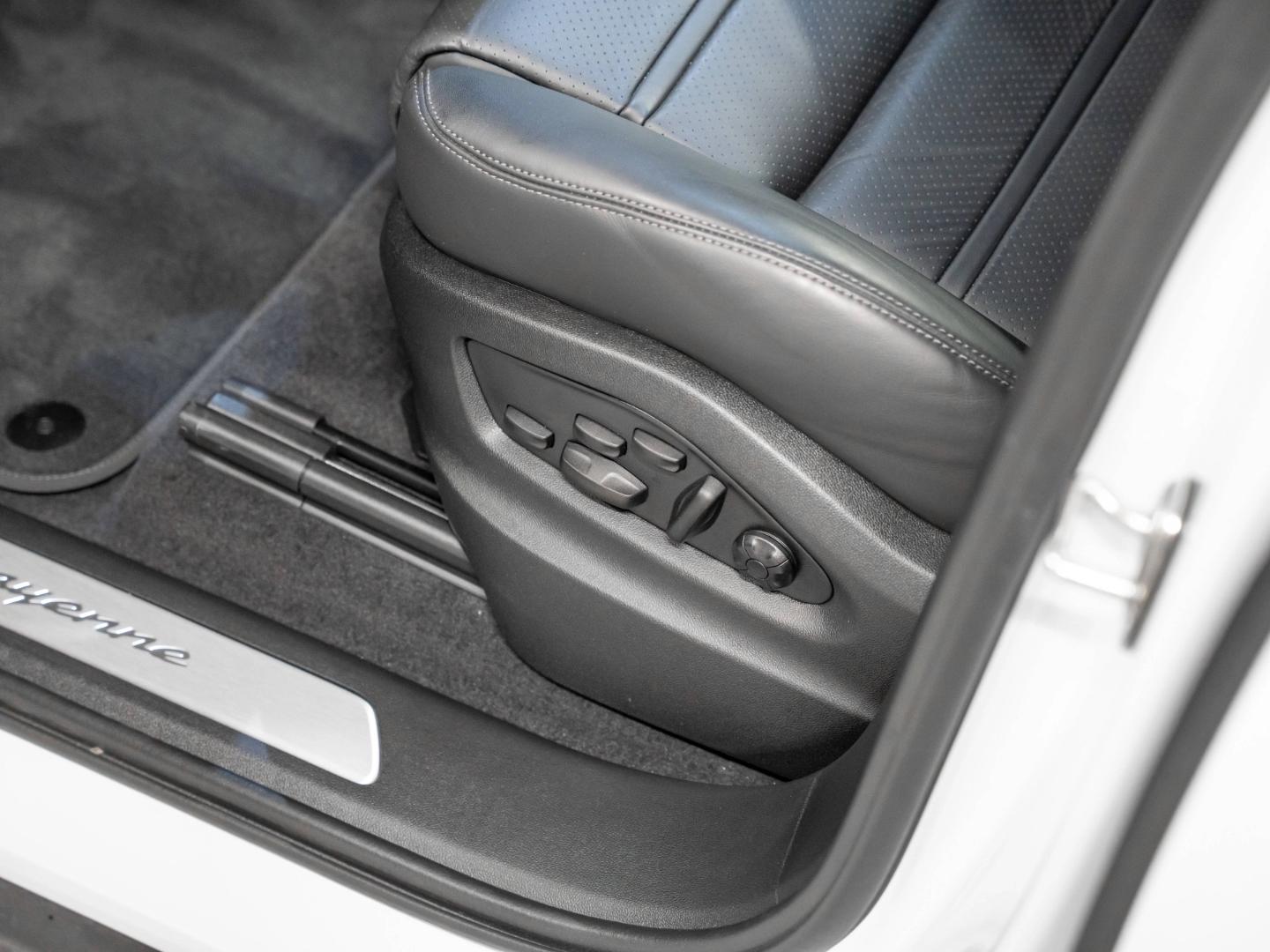 Porsche Cayenne E-Hybrid Coupe HeadUp BOSE InnoDrive PAS, миниатюра 22
