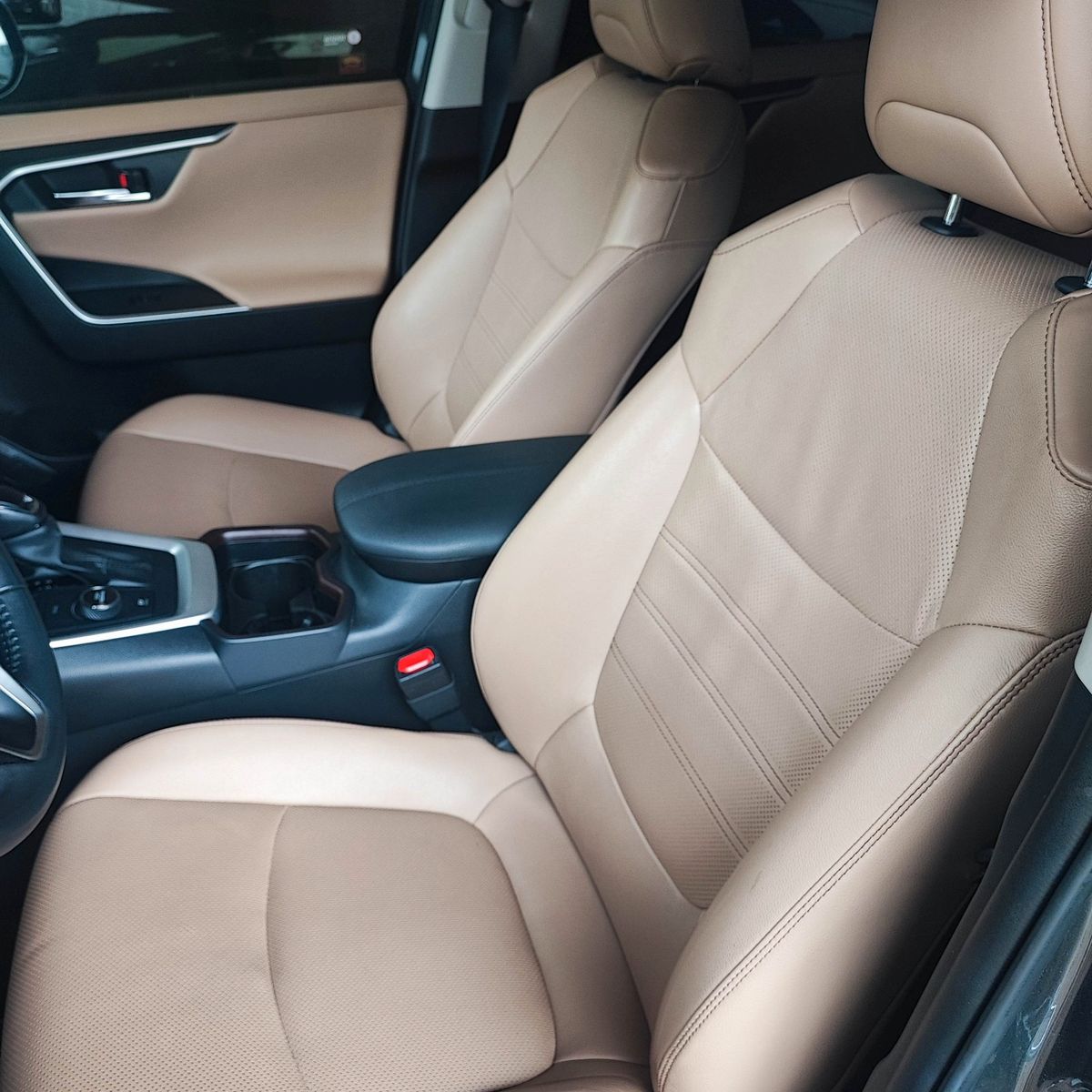 Toyota RAV 4 2.5 Hybrid AHK PanoDach Voll Leder Lounge