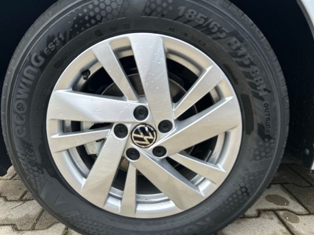 Fahrzeugabbildung Volkswagen Polo 1.0TSI STYLE IQ.DRIVE TRAVEL-ASSIST ACC LAN