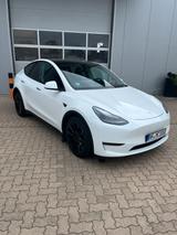 Tesla Model Y "Long Range Dual AWD"  - Tesla aus 2022