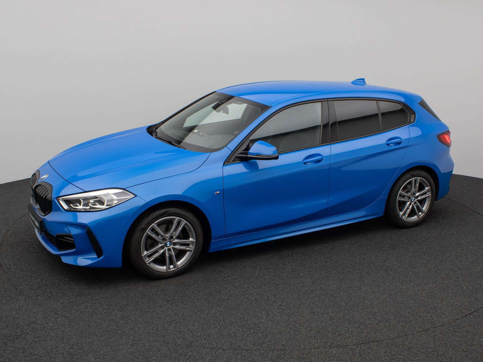 Fahrzeugabbildung BMW 118i M Sport DAB CockPitPr PDC Geschwindigkeitsr