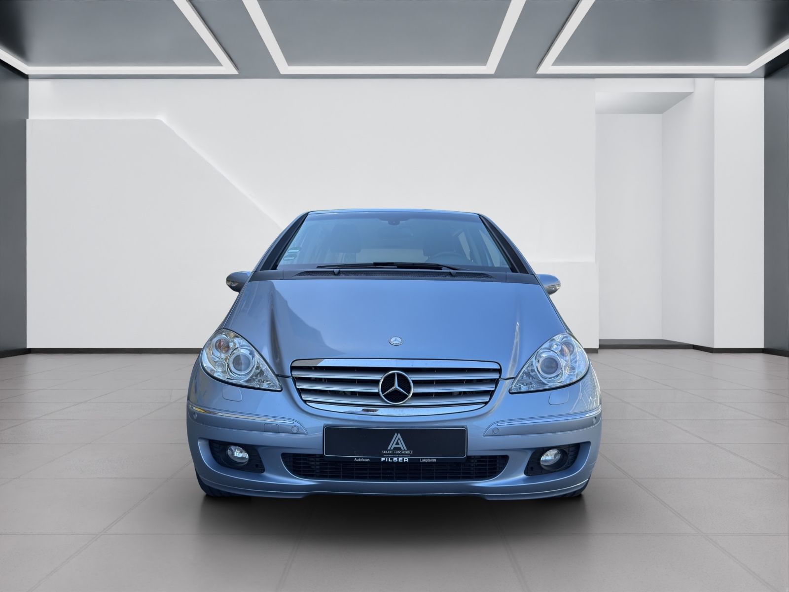 Fahrzeugabbildung Mercedes-Benz A 200*Klima*Sitzheiz*Bi-Xenon*Einparkhilfe*