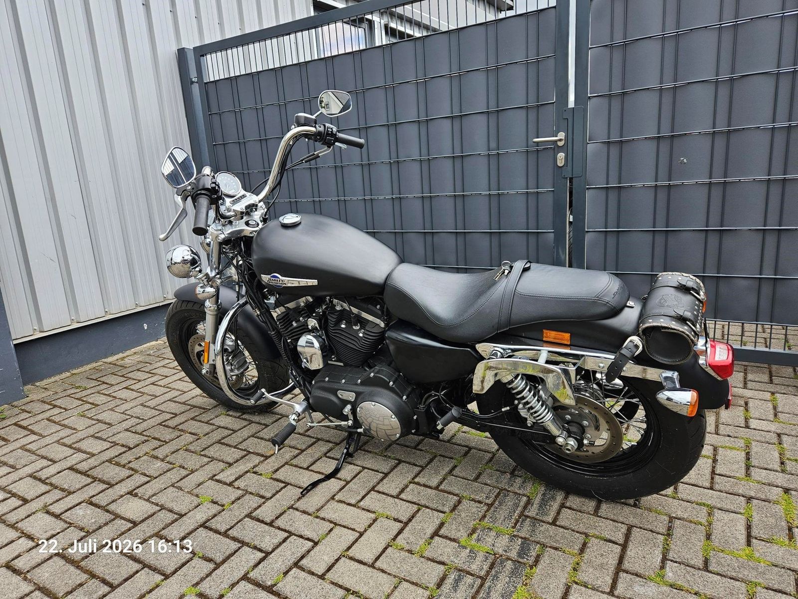 Fahrzeugabbildung Harley-Davidson Sportster XL 1200 Custom Limited B