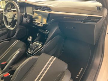 Fotografie des Opel Corsa F GS Kamera LED Sitzheizg Allwetterreifen