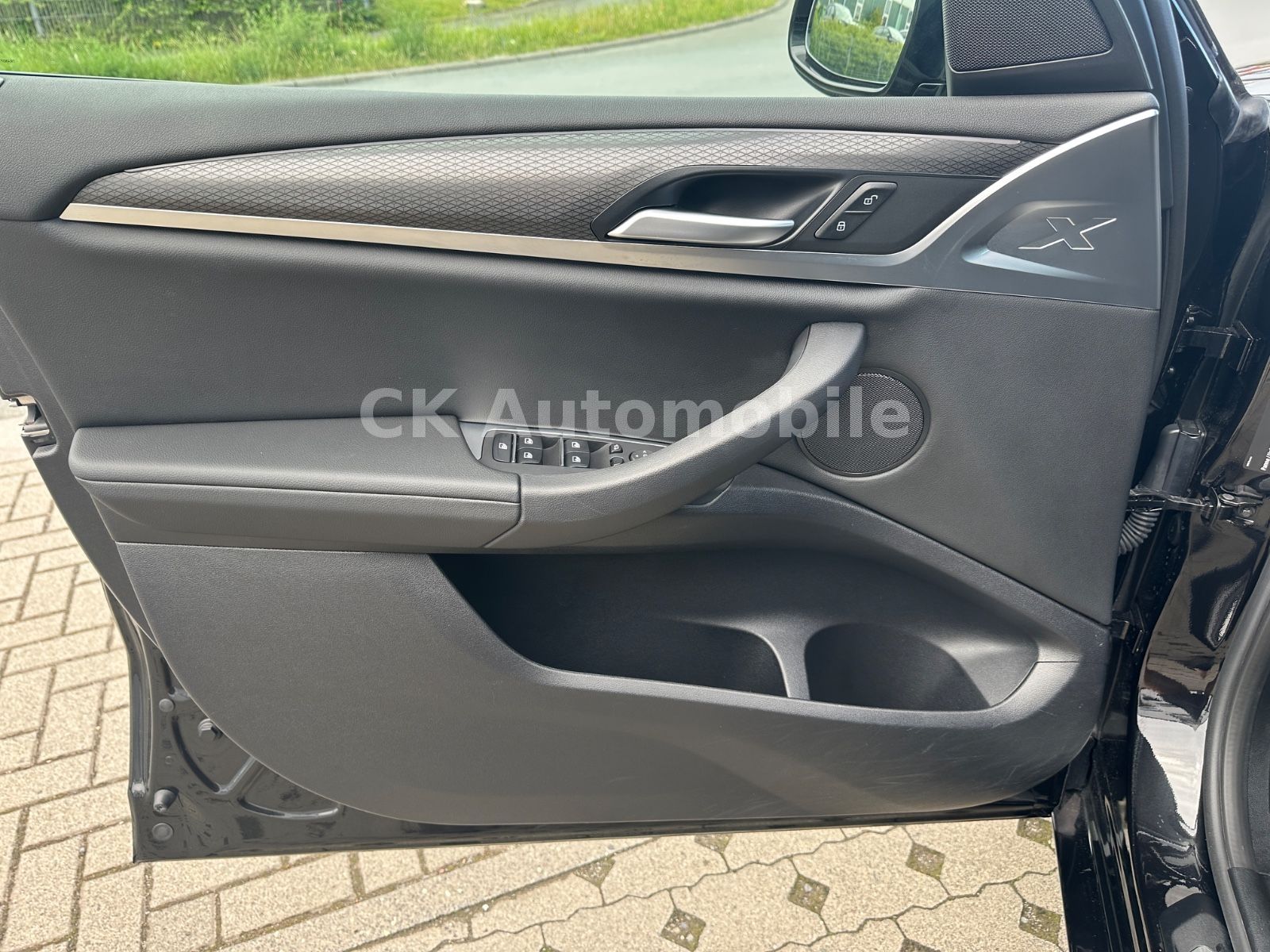 Fahrzeugabbildung BMW X3 xDrive 20 d M Sport/Live Cockpit/Kamera/LED