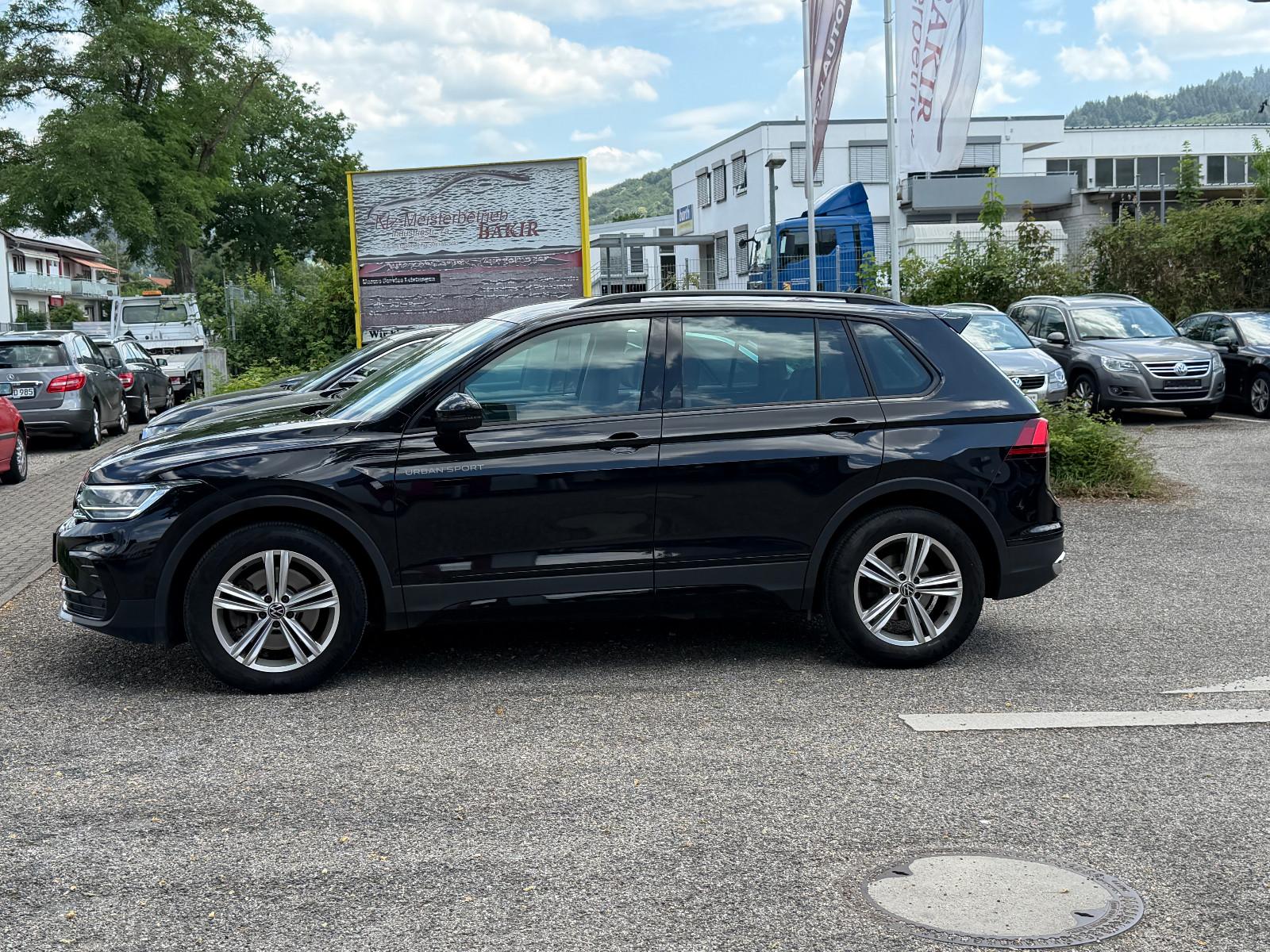Volkswagen Tiguan Urban Sport 4Motion*DSG*AHK