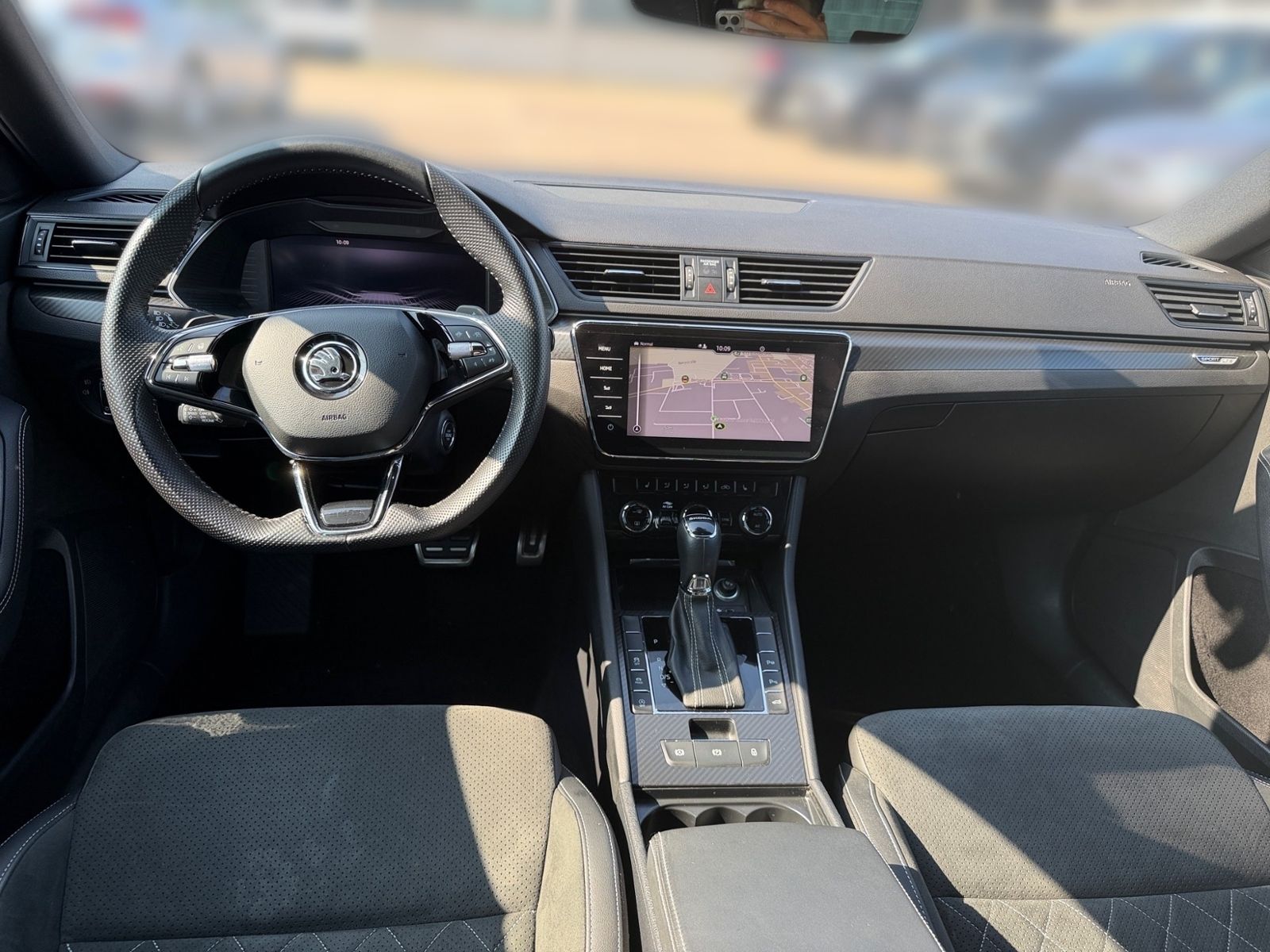 Skoda Superb Combi 2.0 TDI DSG SPORTLINE +AHK +MATRIX foto 11
