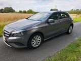 Mercedes-Benz A 180 - - Mercedes-Benz A 180 Gebrauchtwagen in Bremen