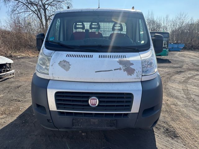 Fiat Ducato Pritsche 35 130 2,2 Diesel