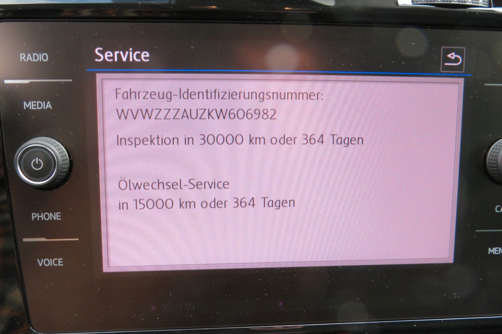 Fahrzeugabbildung Volkswagen Golf TDI IQ.DRIVE ACC NAVI AHK LED SPORTPAKET