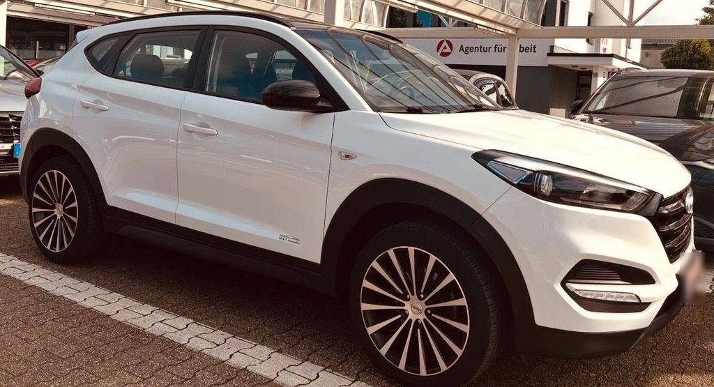 Image of Hyundai TUCSON
