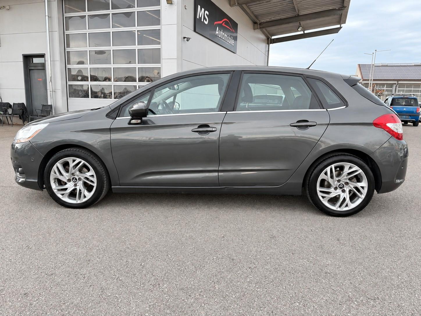 Citroën C4 Lim. Exclusive_KlimAut_TotWinkel_Sitzhz_Tempo