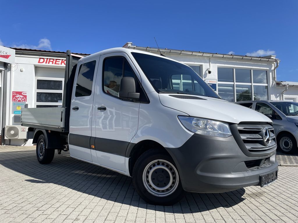Image of Mercedes-Benz Sprinter