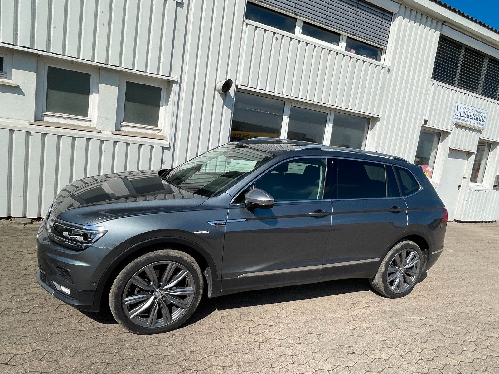 VW Tiguan Allspace 2.0 TDI SCR 176kW DSG 4MOTIO...