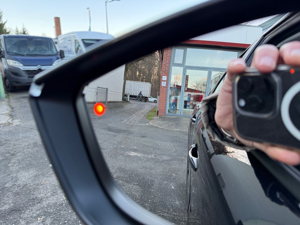 Fahrzeugabbildung Citroën C4 Benziner 130 MAX - Vollausstattung*Massage