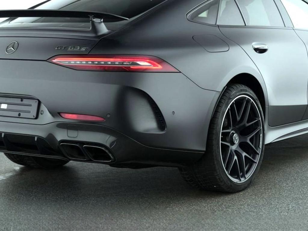 Mercedes-Benz AMG GT 63 S 4MATIC+ AMG CARBON PAKET
