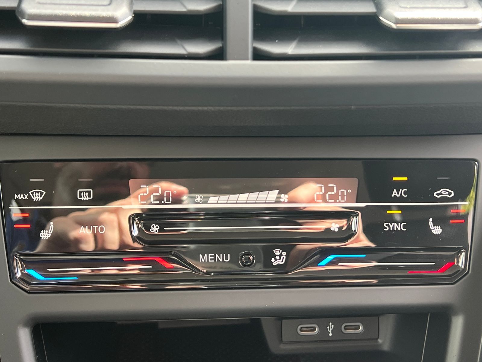 Fahrzeugabbildung Volkswagen Polo GOAL 1.0 TSI DSG *LED,App-Connect, 17'-LM*