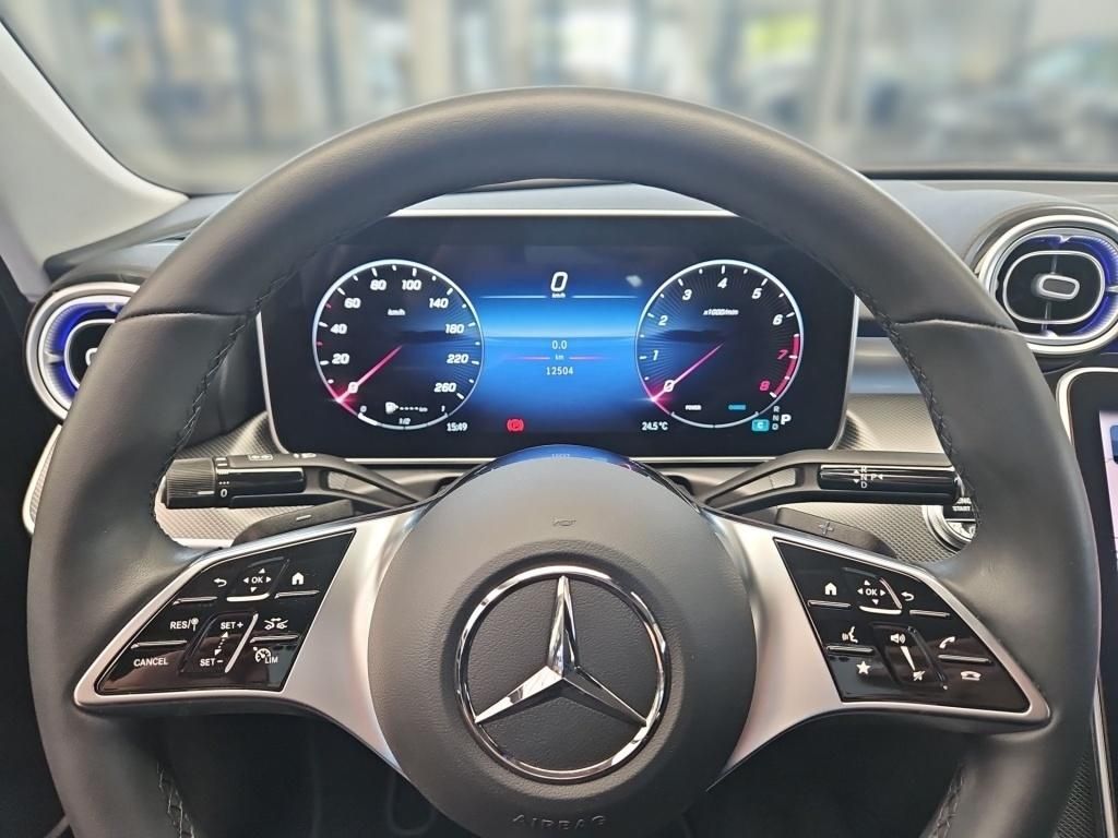 Fahrzeugabbildung Mercedes-Benz C 180 Avantg. Totwi. Memo Navi LED SHZ Ambie.