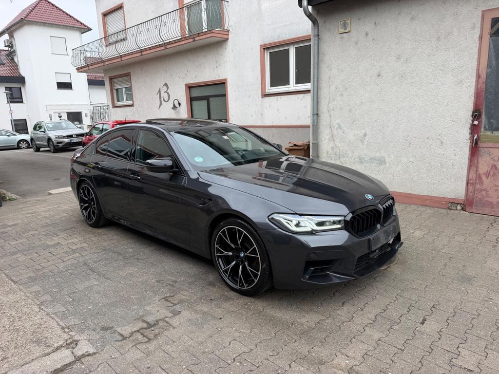 BMW M5 Limousine CompetitionLaser360HUD 2022