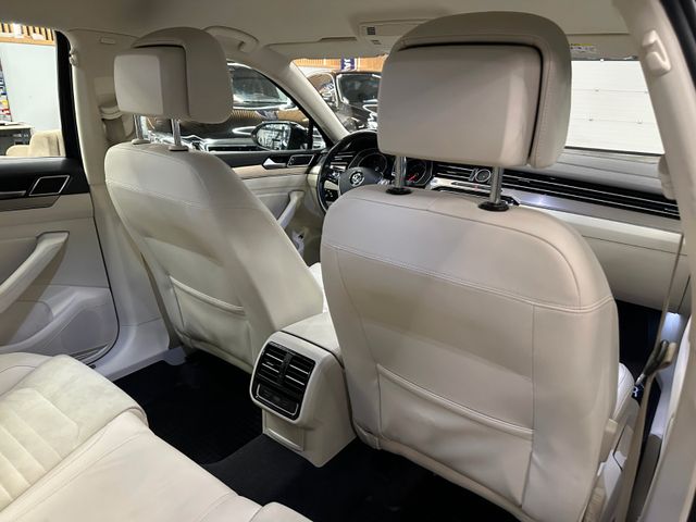 Volkswagen Passat Variant Highline BMTStart-Stopp 4Motion