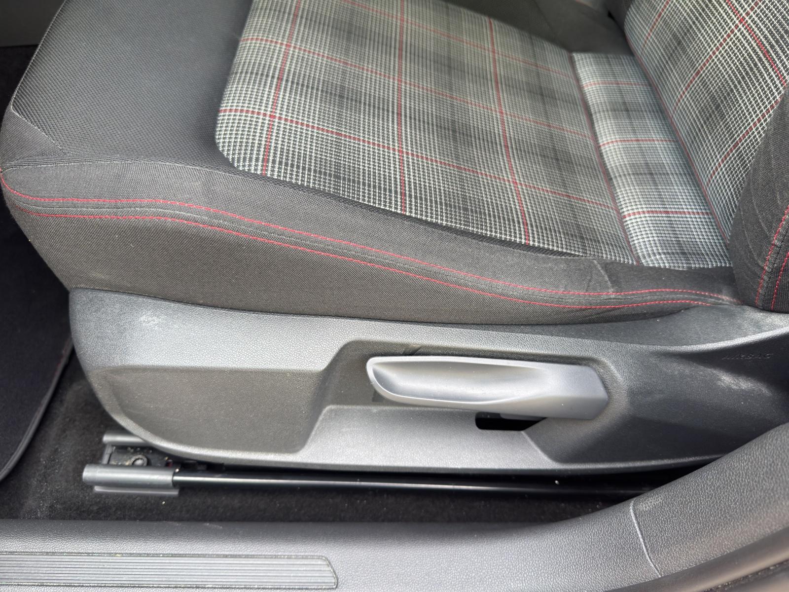 Volkswagen Polo GTI 2.0 TSI DSG LED Kamera PDC LM Tempo Kl, миниатюра 15