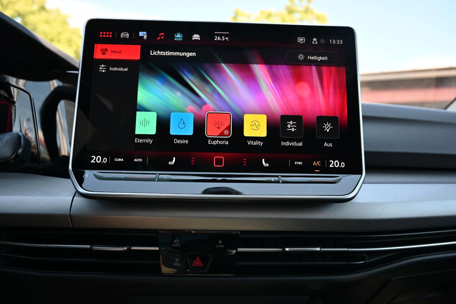 Volkswagen Golf VIII Lim. 1.5 TSI Life/Panorama/AHK/ACC, миниатюра 15