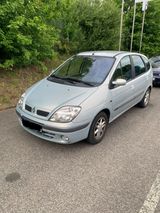 Renault Megane Scenic - Renault Megane aus 2002