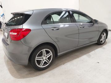 Mercedes A 180 - 9