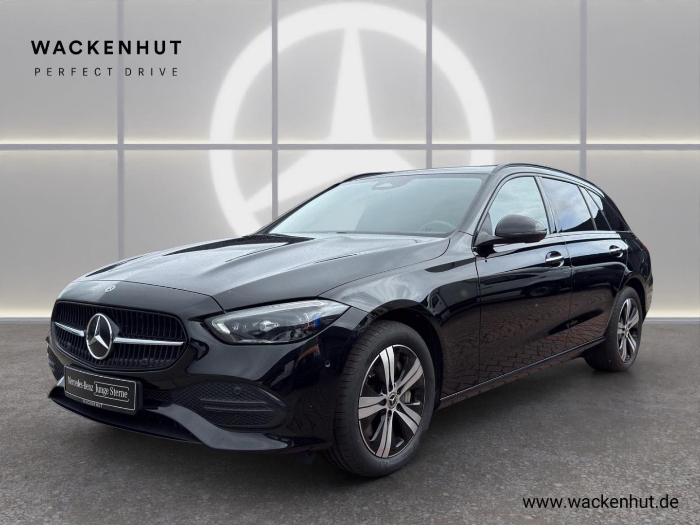 Mercedes-Benz C 300 e T Avantgarde Night AHK Digital Light