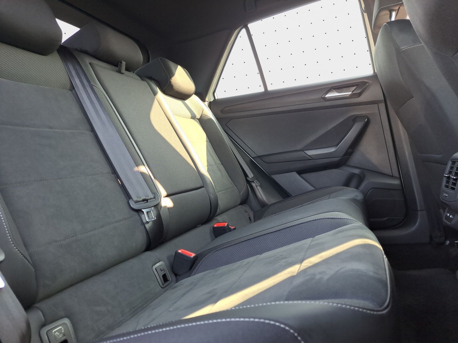 Volkswagen T-Roc - Bild 16