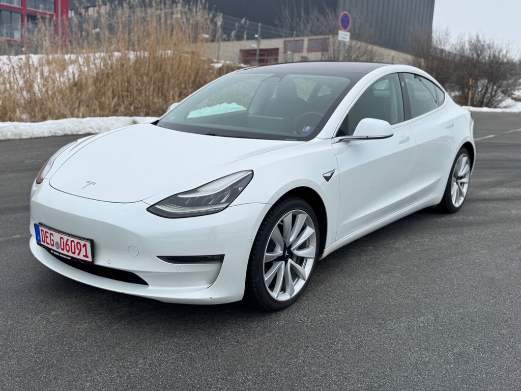 Angebot ansehen Tesla Model 3