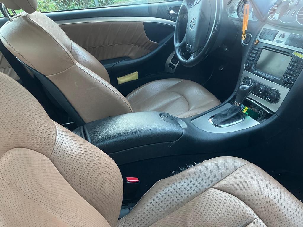 Mercedes-Benz CLK 320