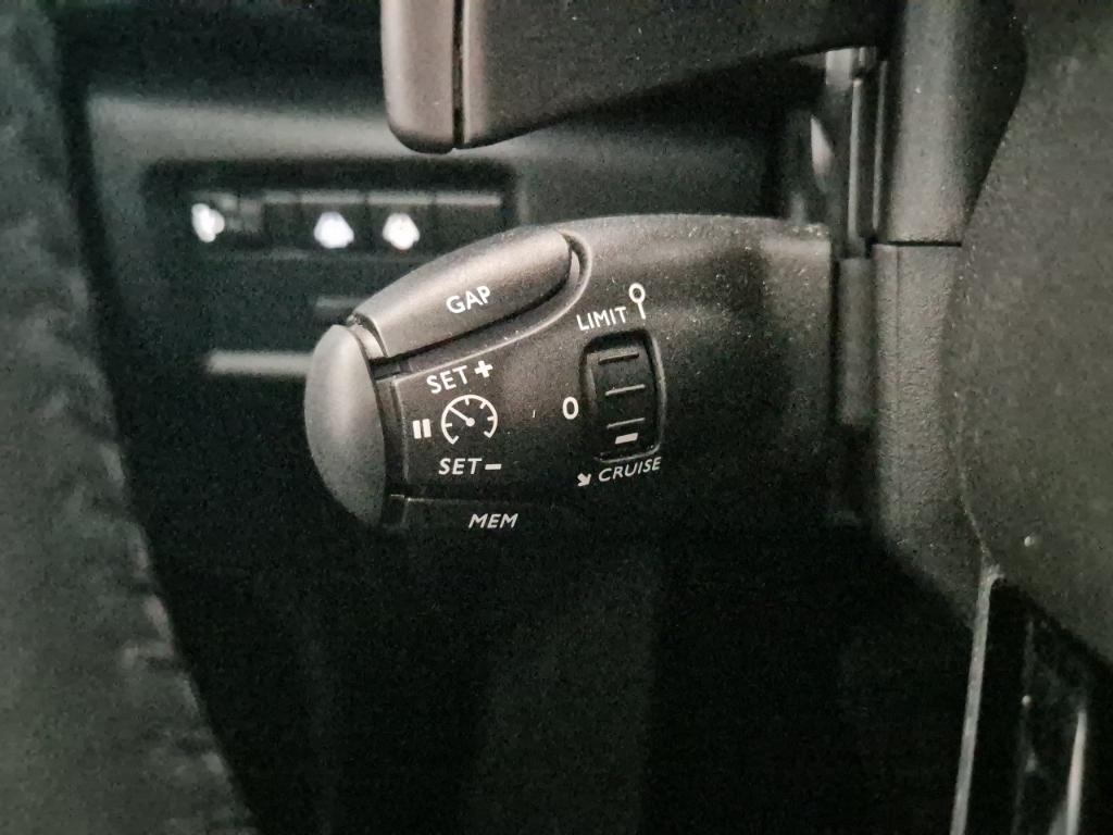 Citroën C5 Aircross Shine AT Shz Navi Kamera PDC v+h