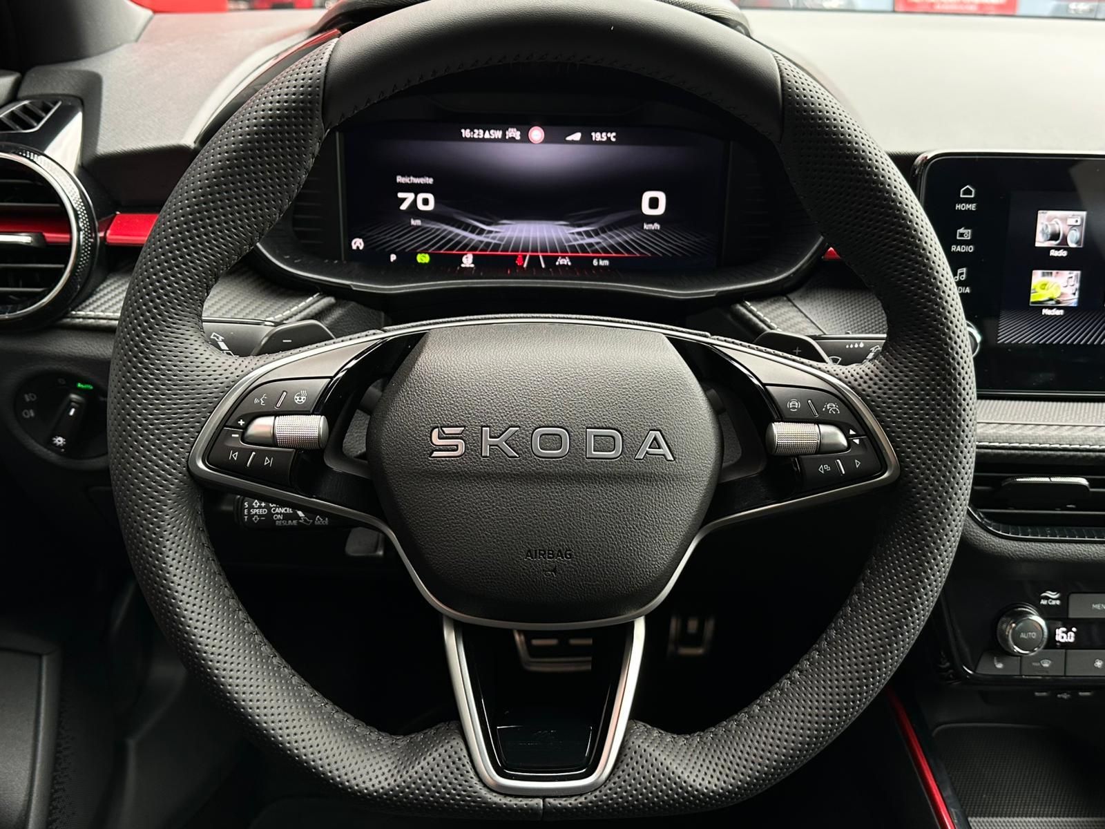 SKODA Fabia 1.5TSI MONTE CARLO* LED#SHZ#LH#FH#ACC#SPUR - Image 11