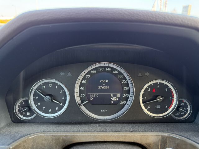 Mercedes-Benz E 300 Limousine CDI BlueEfficiency