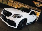 Mercedes-Benz GLE 63 AMG 4Matic Coupe S-Optik/Pano/Leder/360° - Mercedes GLE 63 AMG SUV