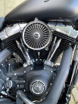 Harley-Davidson Street Bob - HARLEY-DAVIDSON 2012 STREET BOB